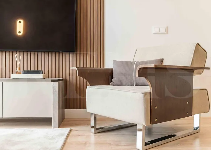 With Stunning Views And Parking By Rems Málaga
