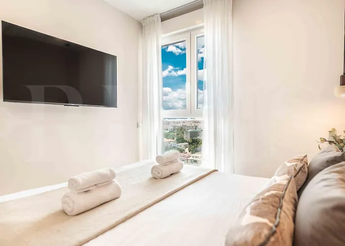 With Stunning Views And Parking By Rems * Málaga